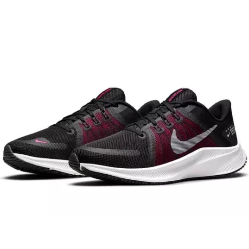 Nike women’s running shoes Sz. 5